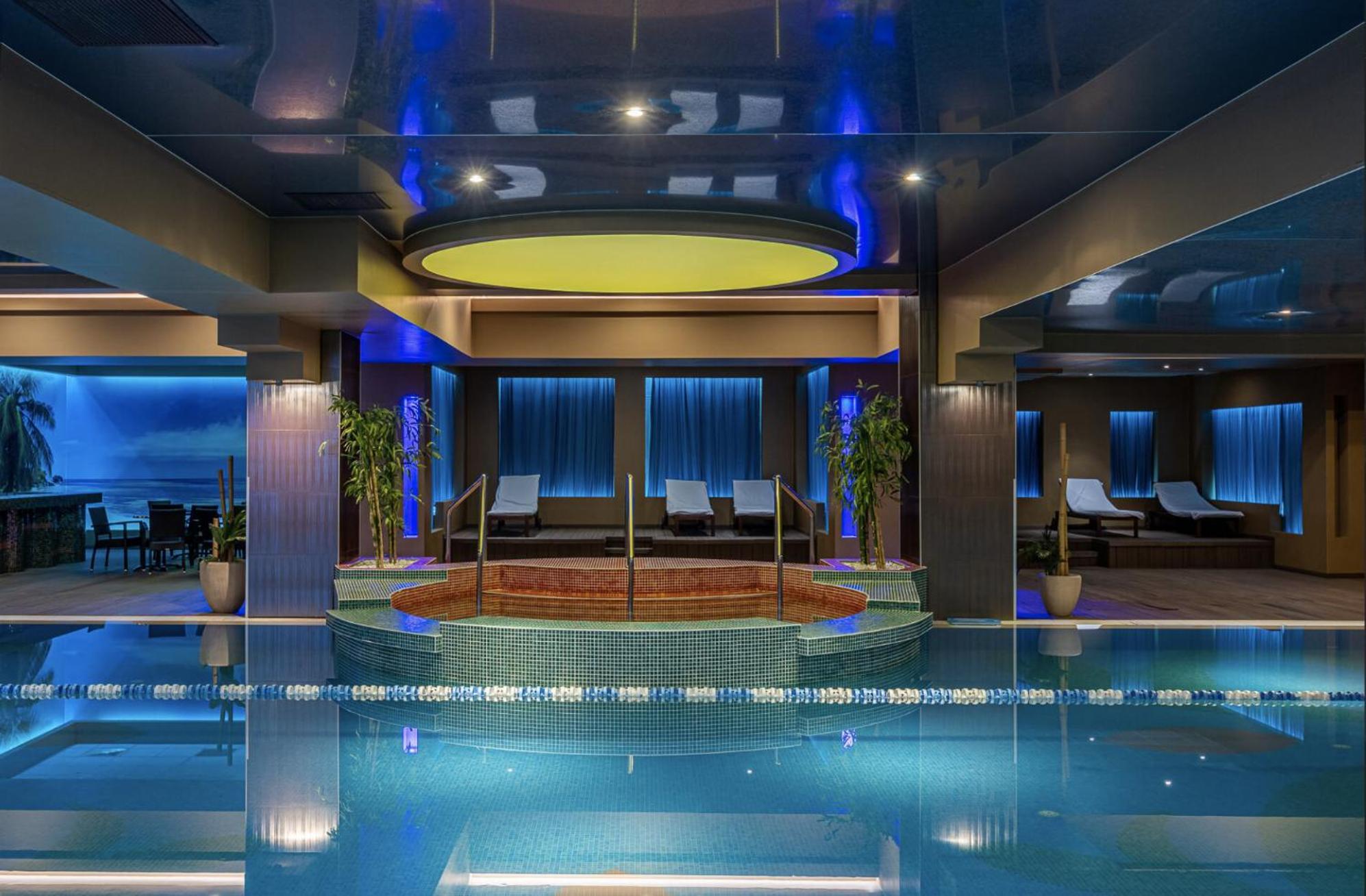 Aparthotel Rin Grand Residence Bucarest Esterno foto