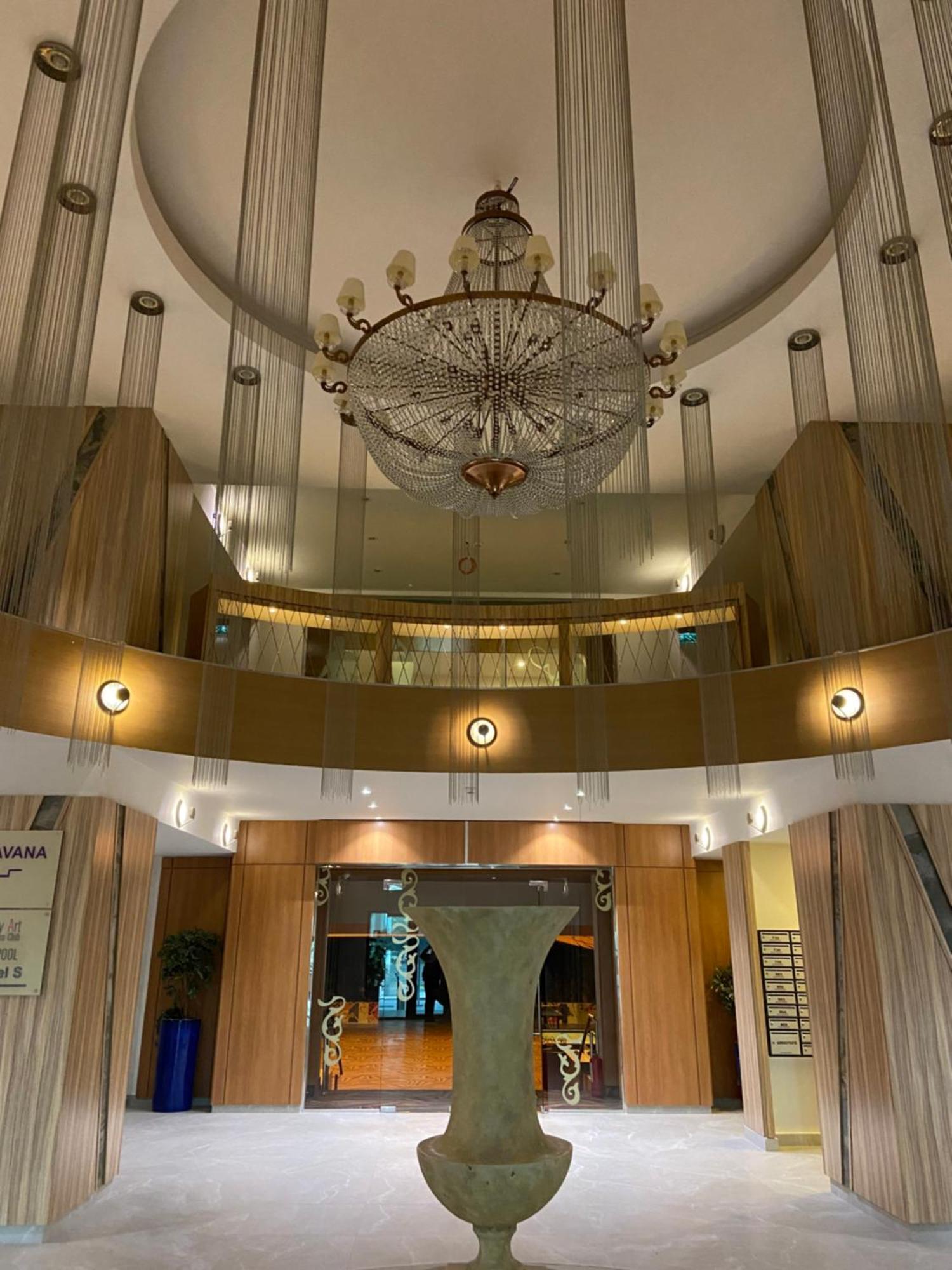 Aparthotel Rin Grand Residence Bucarest Esterno foto